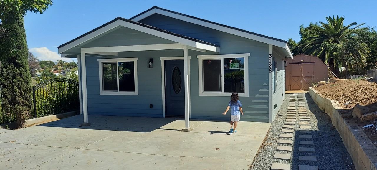 3128 E 20th St #NA - Photo 7 of 9