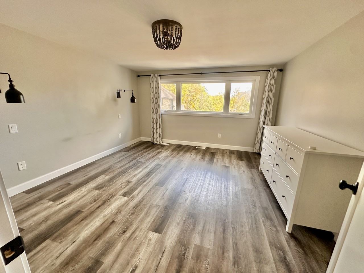 Guelph St & St Leger St #A - Photo 3 of 9