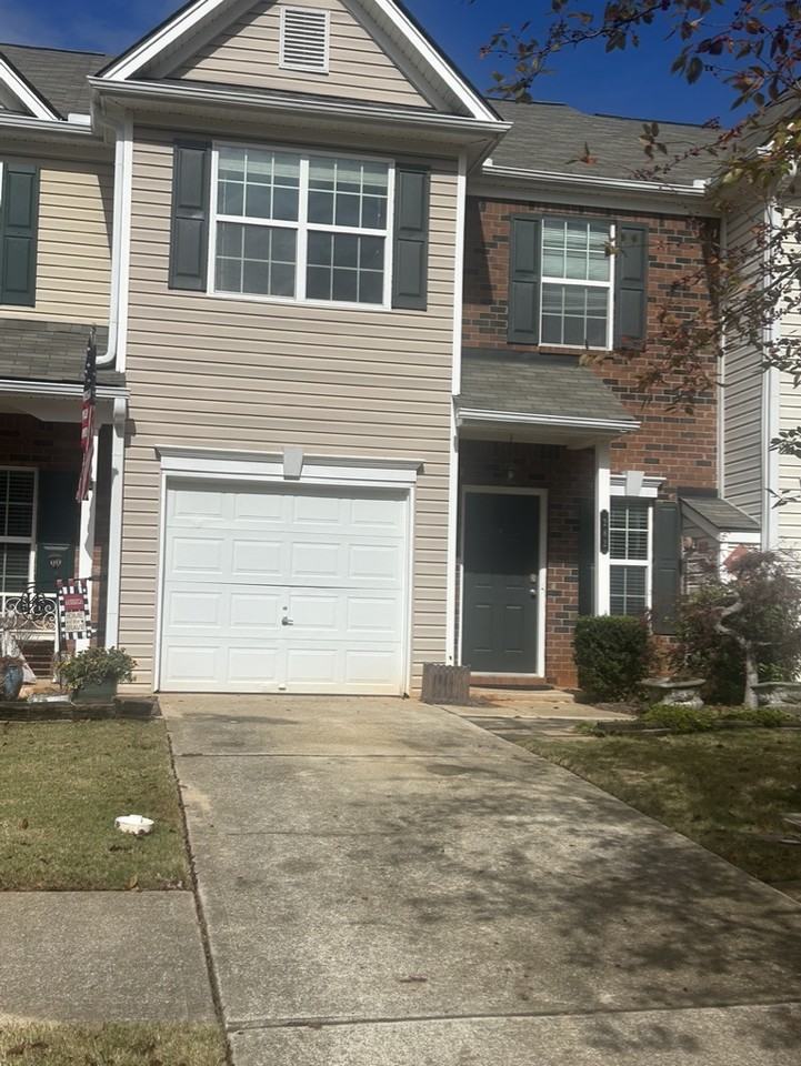 282 Azalea Circle #282