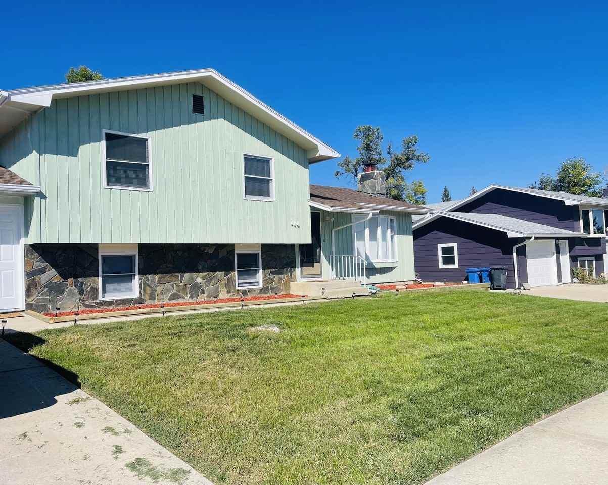 114 E Liberty St #NA - Photo 2 of 17