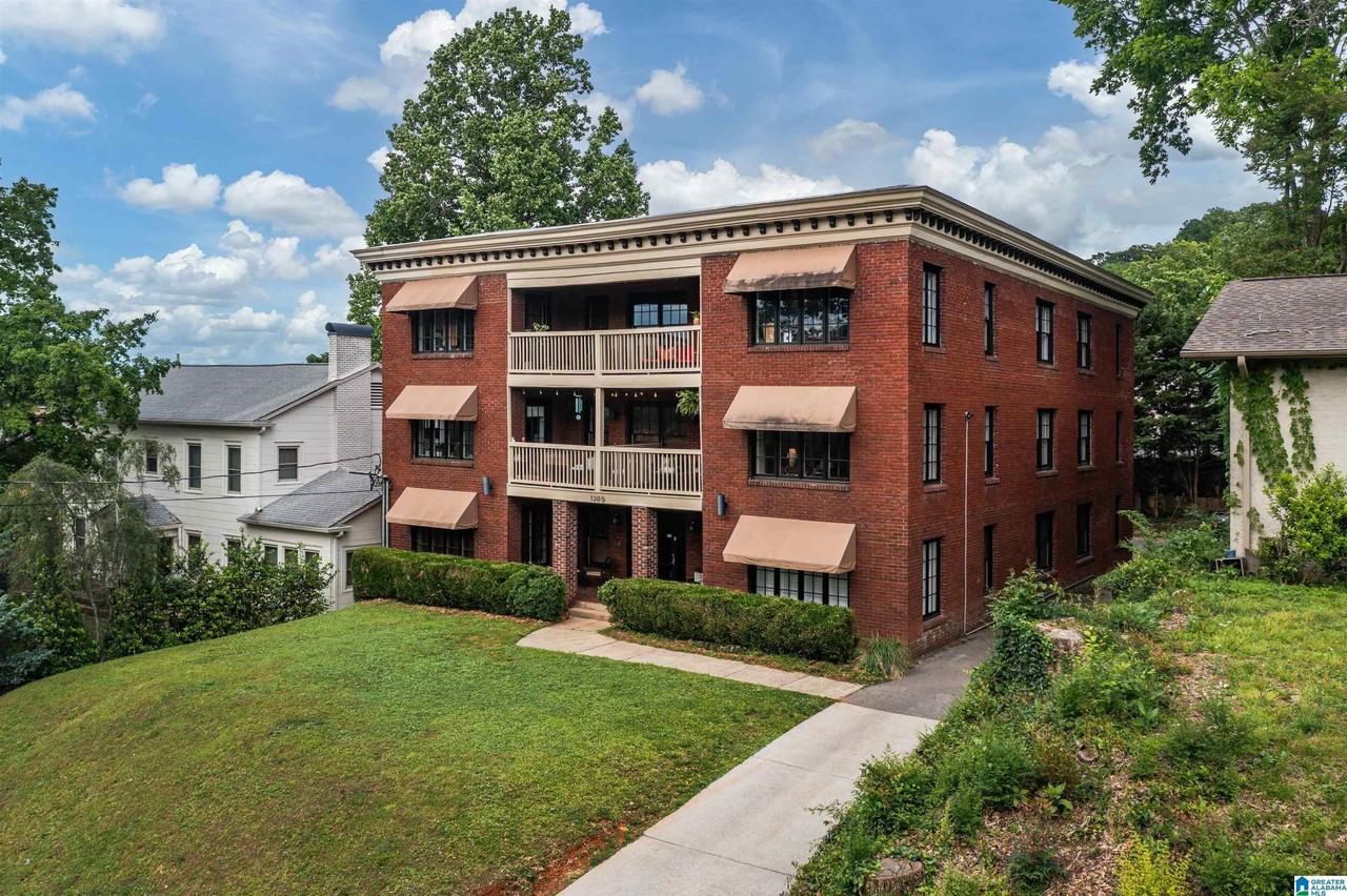 1305 31st St S #202 - Photo 5 of 37