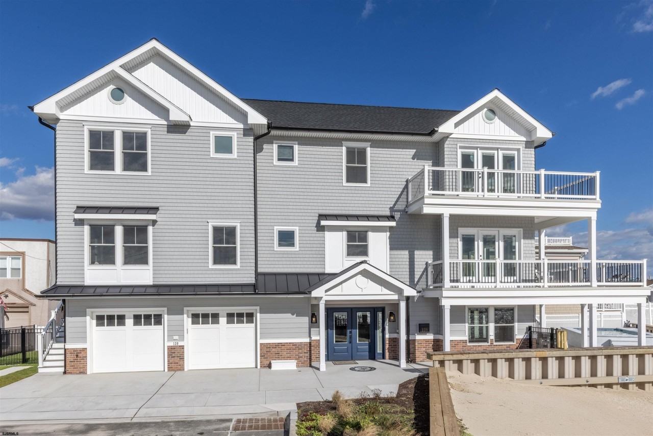 139 Gibbs Ave - Photo 2 of 28