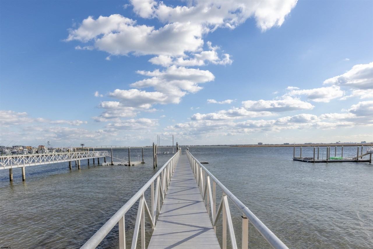 139 Gibbs Ave - Photo 5 of 28