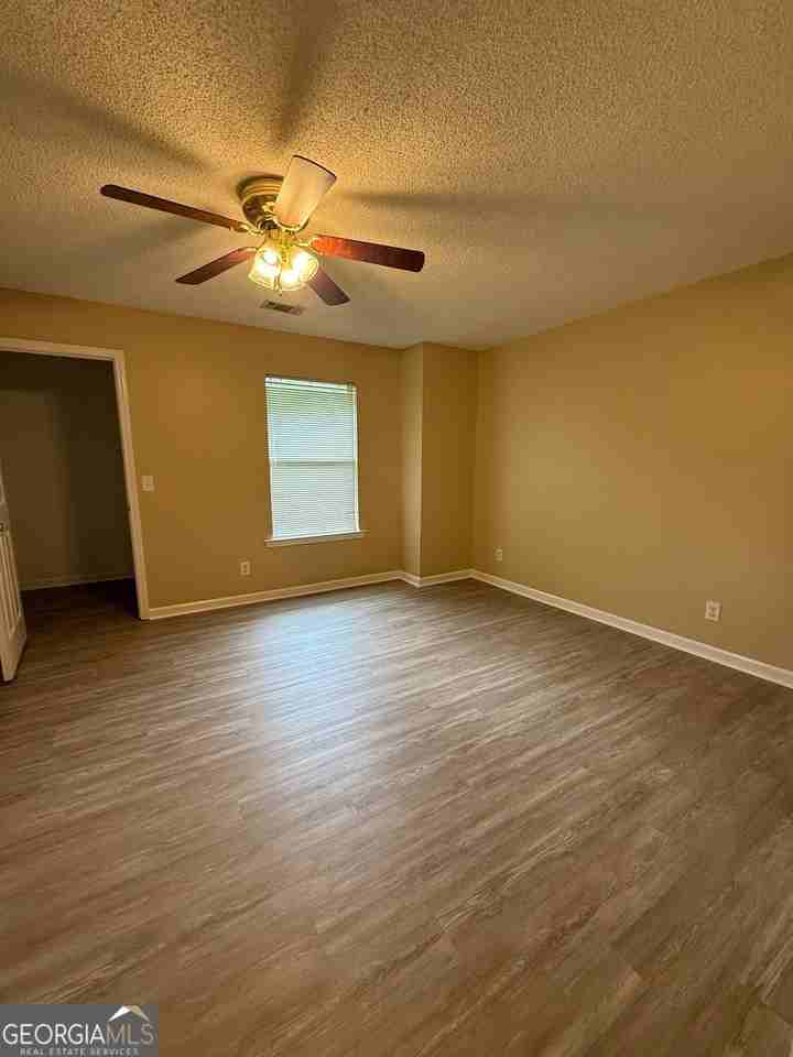 320 Ridgewood Ave Apt A2 #C4 - Photo 7 of 10