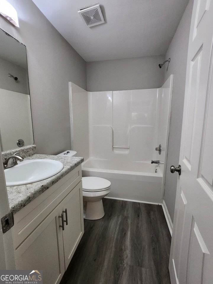 285 Brookview Drive - Photo 6 of 13