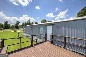 featured image of 8 8 Kay Drive