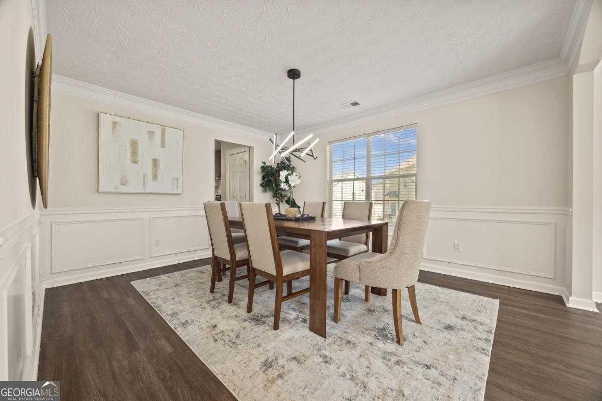 211 Millstone Dr - Photo 6 of 17