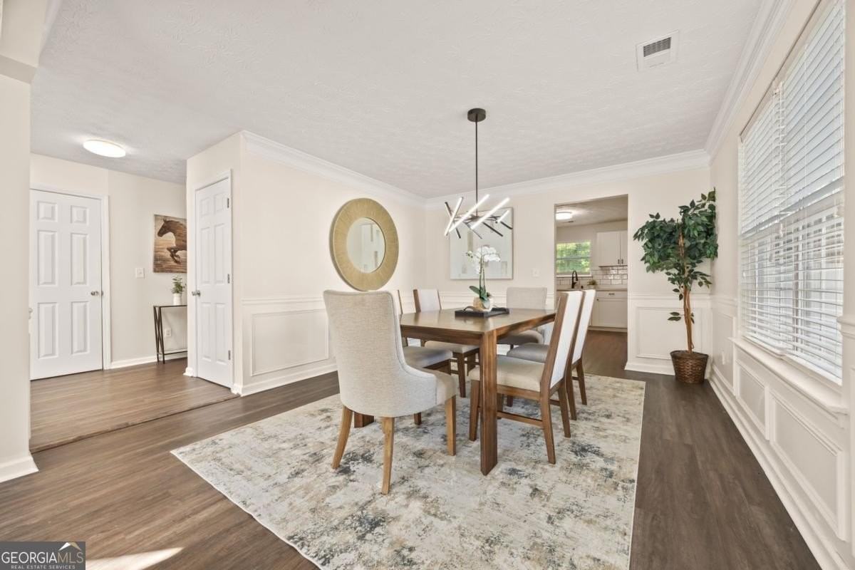 211 Millstone Dr - Photo 7 of 17