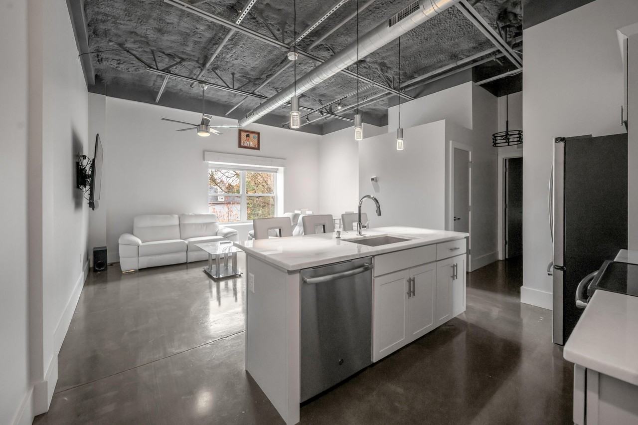 480 Skain St Apt 204 #204 - Photo 2 of 21