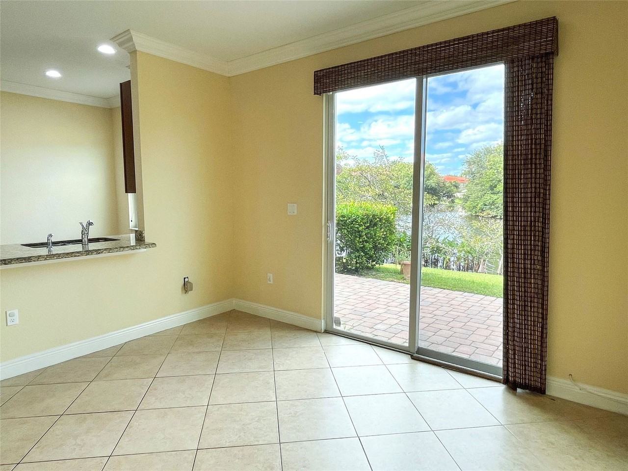 219 Lake Monterey Cir - Photo 6 of 8