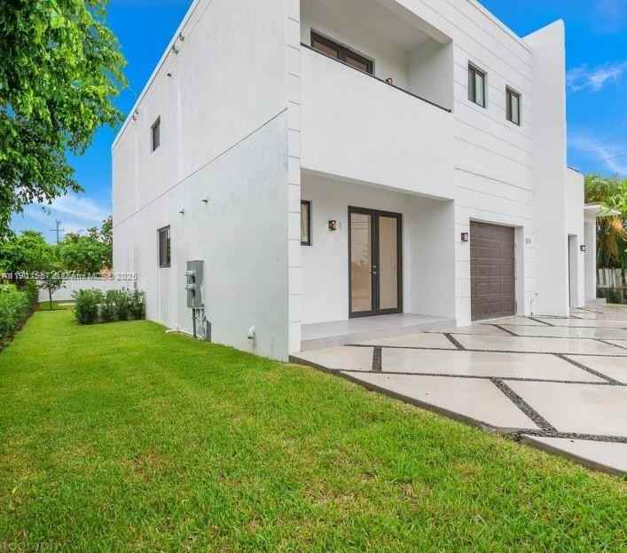 824 Southwest 74th Court