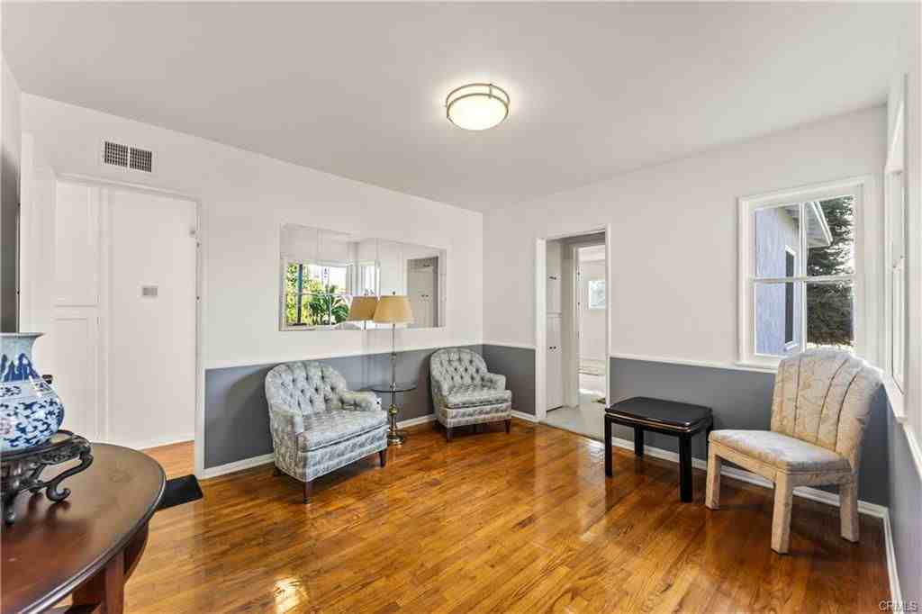 16710 Elgar Ave - Photo 3 of 8