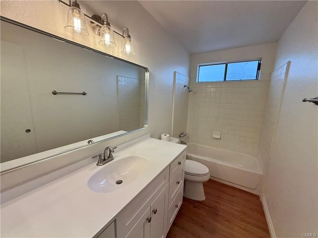 16417 Stowers Avenue - Photo 2 of 8