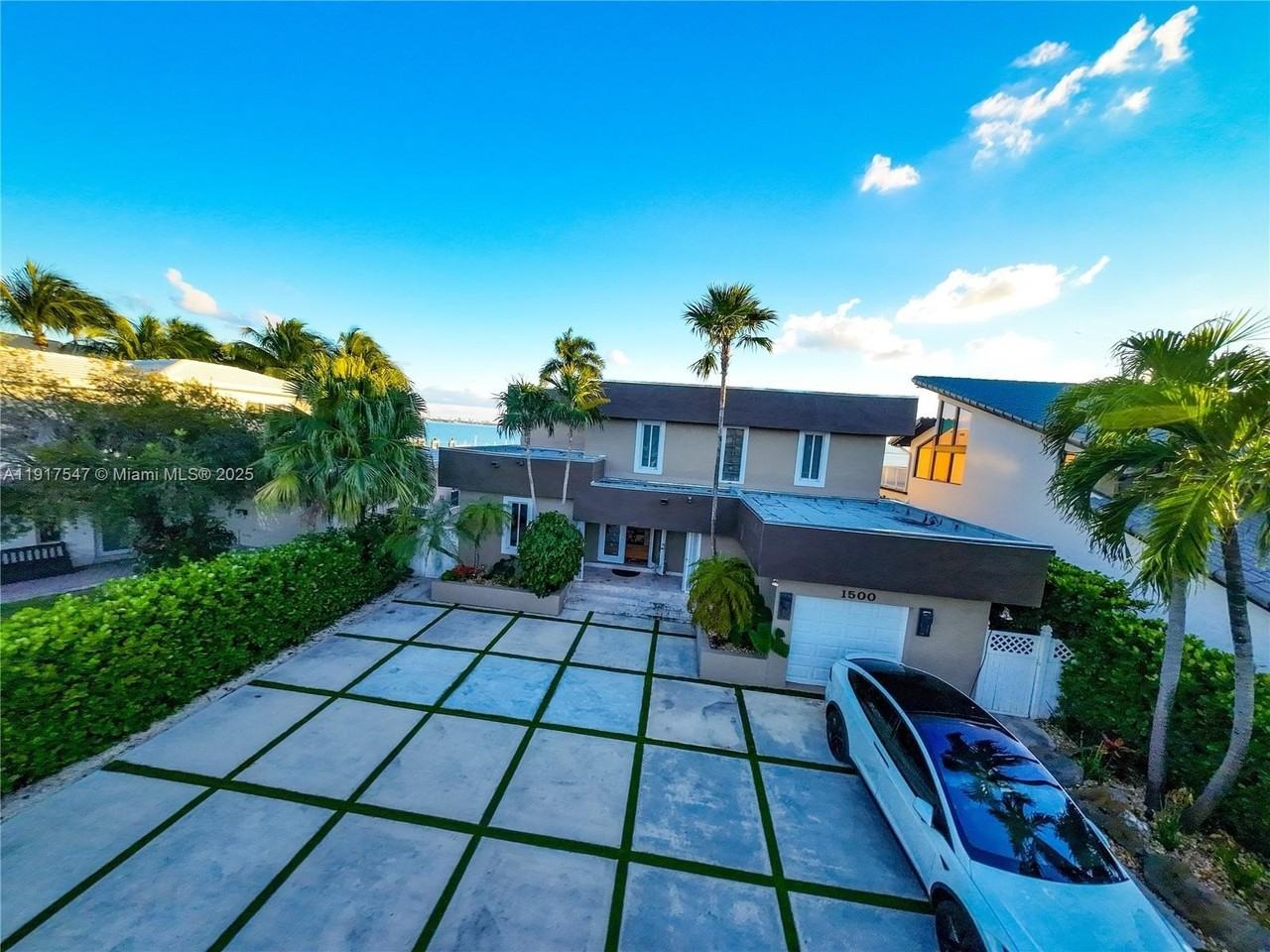 1500 S Treasure Dr #00 - Photo 7 of 7