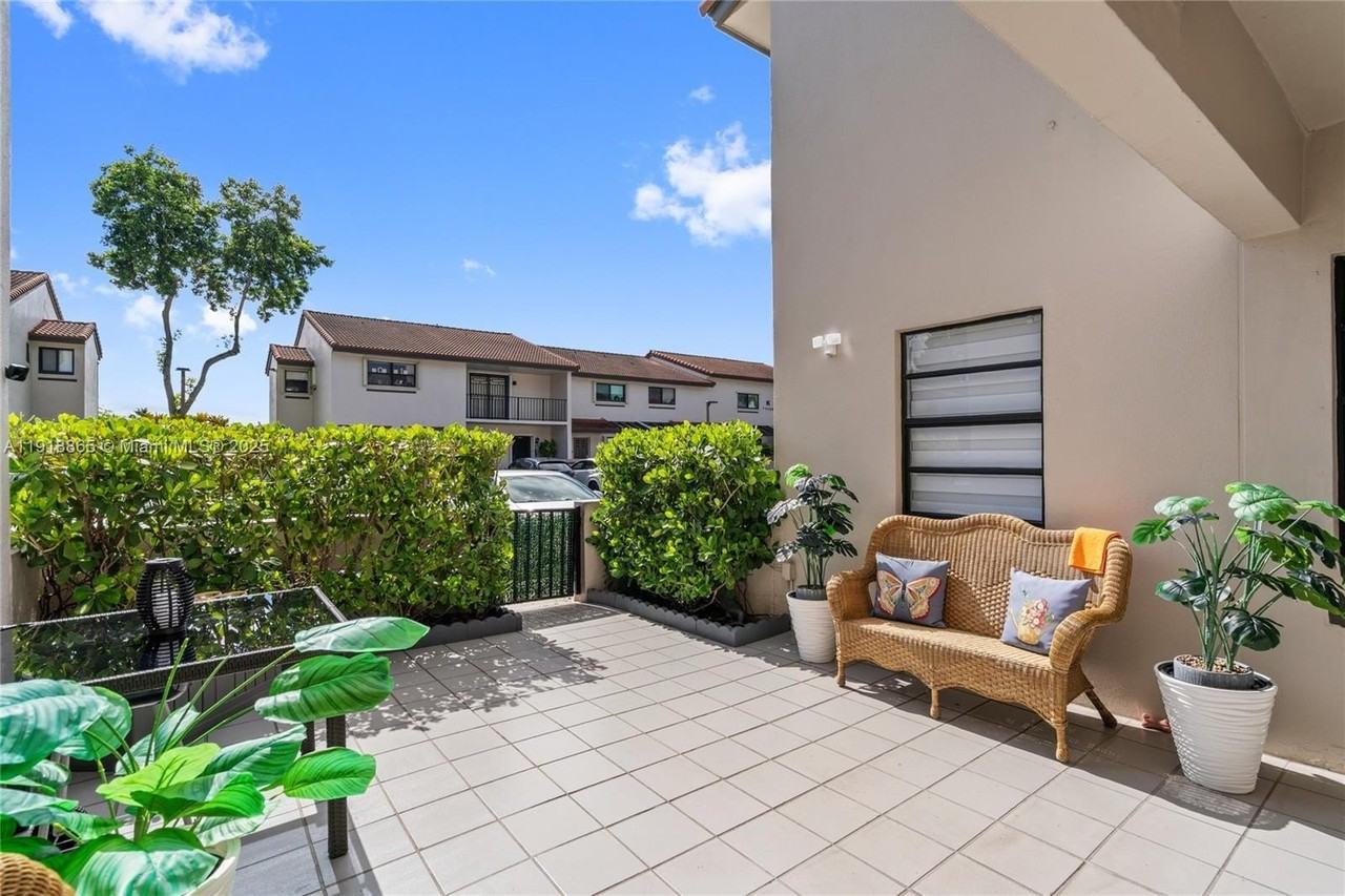 13412 Southwest 62nd Street #103M - Photo 6 of 50