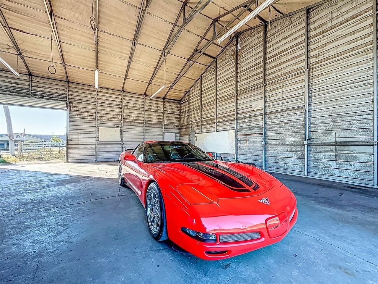 3239 Allen Rd - Photo 4 of 50