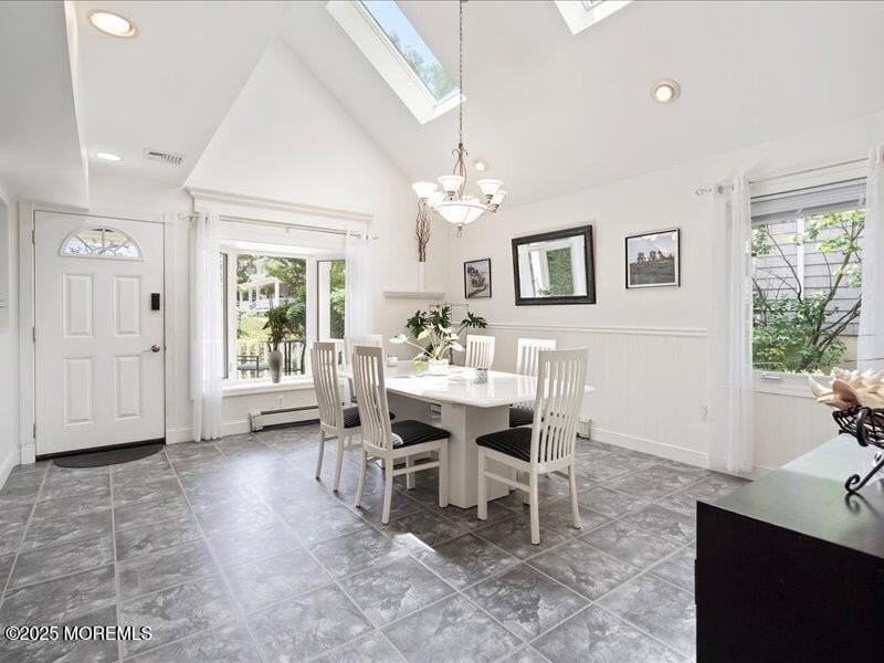 552 Prospect Ave - Photo 4 of 25