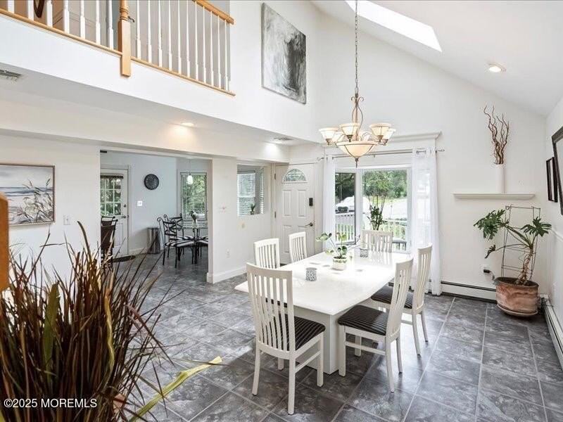 552 Prospect Ave - Photo 5 of 25