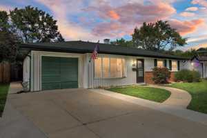 featured image of 904 Woodland Drive