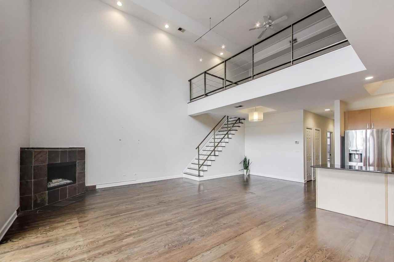 816 West Hubbard Street #5 - Photo 3 of 34