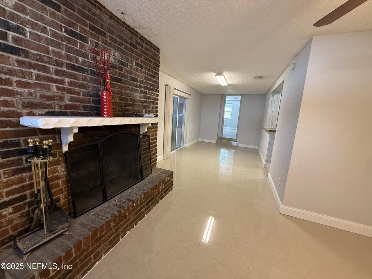 4037 Bunnell Drive - Photo 6 of 12