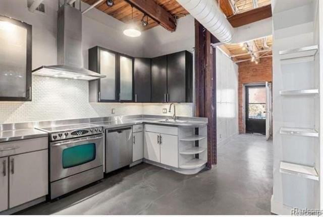 6533 East Jefferson Avenue #124 - Photo 3 of 10