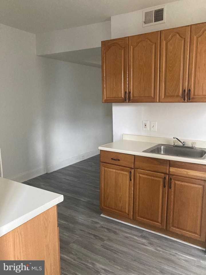 776 Washington Blvd Apt 2f #2F - Photo 2 of 8