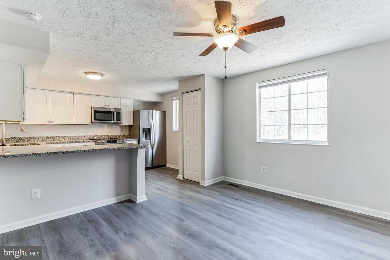 304 Barksdale Pl - Photo 3 of 17