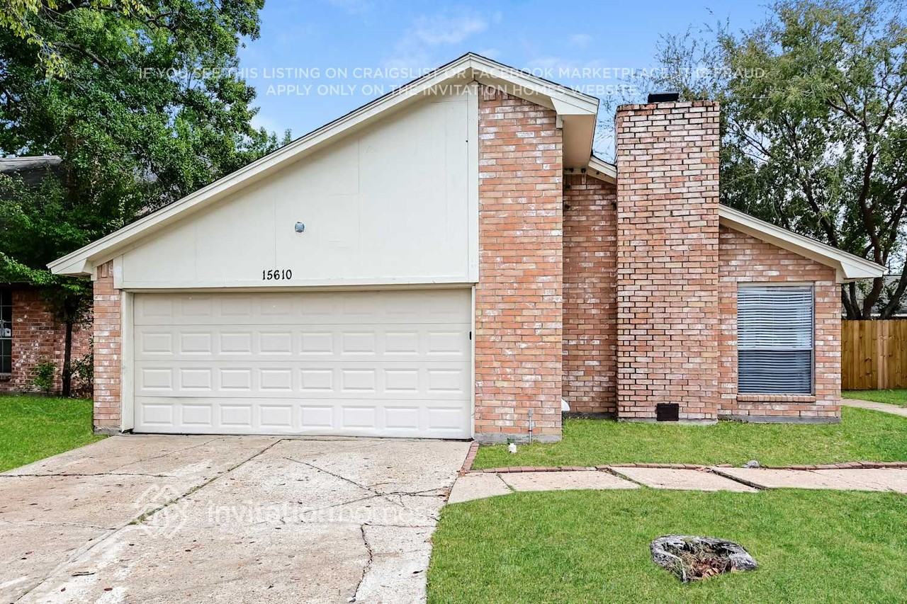 15610 Cabot Creek Circle