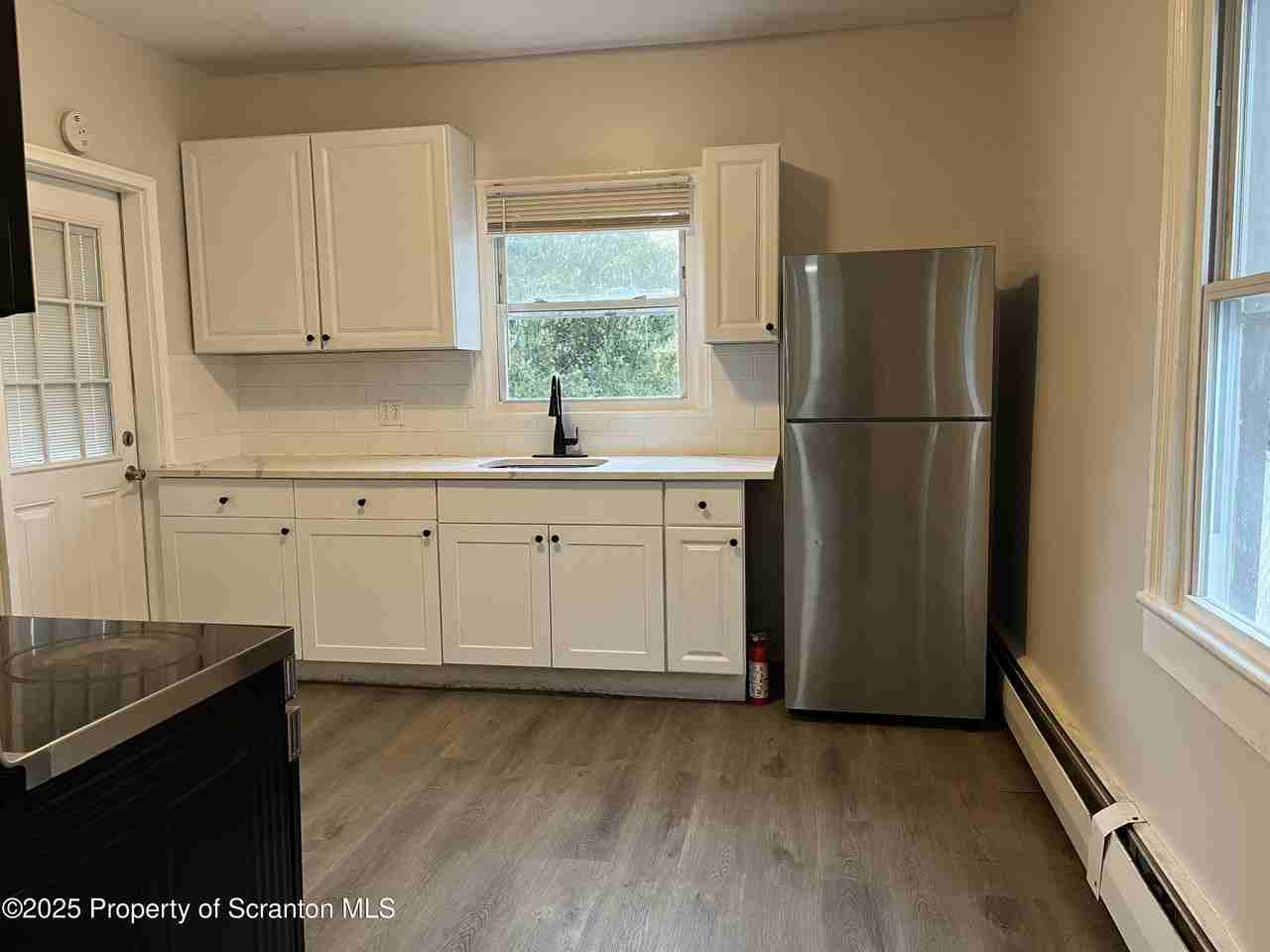 315 Aswell Ct - Photo 2 of 17