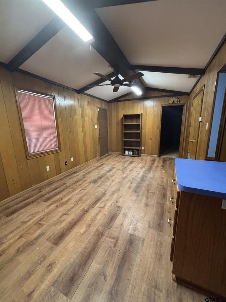 8123 Cherokee Trace - Photo 7 of 26