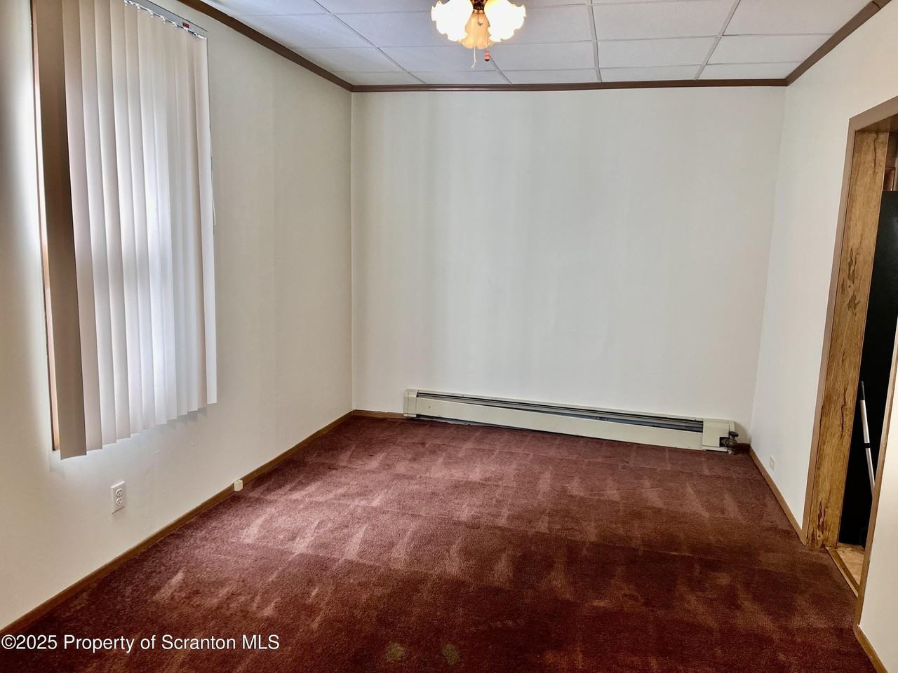 1345 Jefferson Ave - Photo 6 of 22