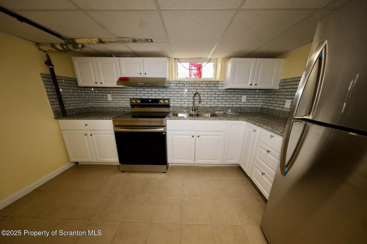 322 1st St - Photo 3 of 13