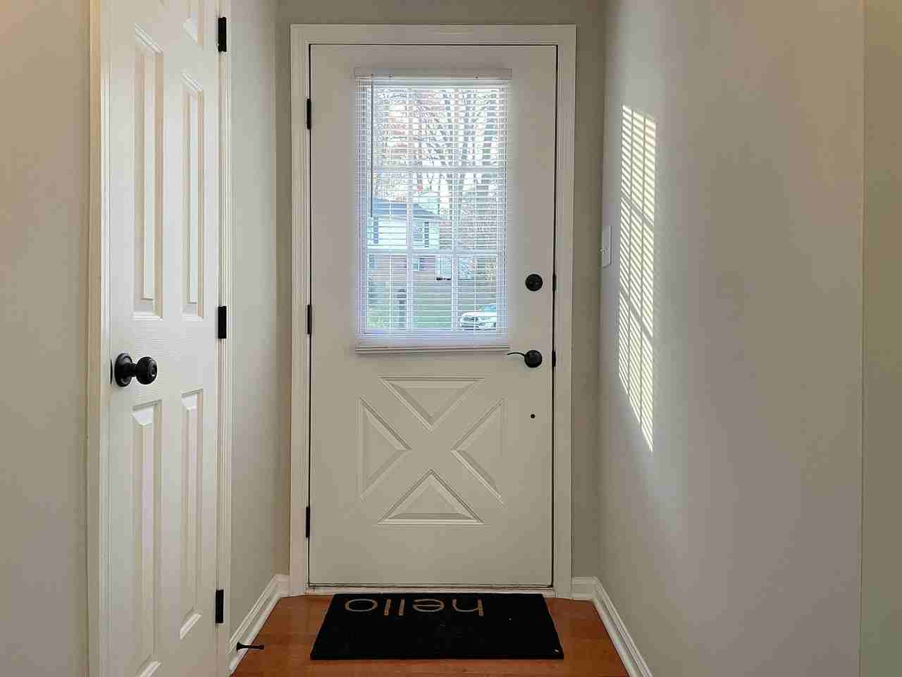 7328 Summerland Dr - Photo 2 of 27