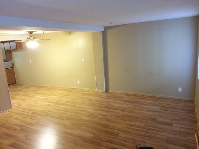 3137 W. 139th St. - Photo 2 of 18