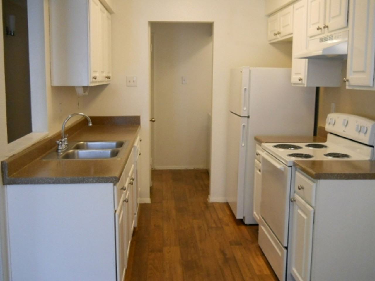 Cornerstone Apartments - Photo 3 of 5