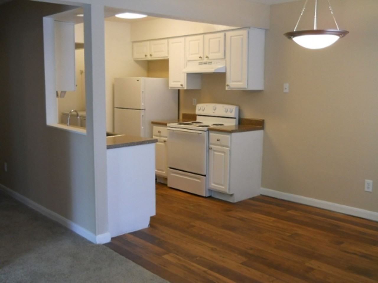 Cornerstone Apartments - Photo 4 of 5