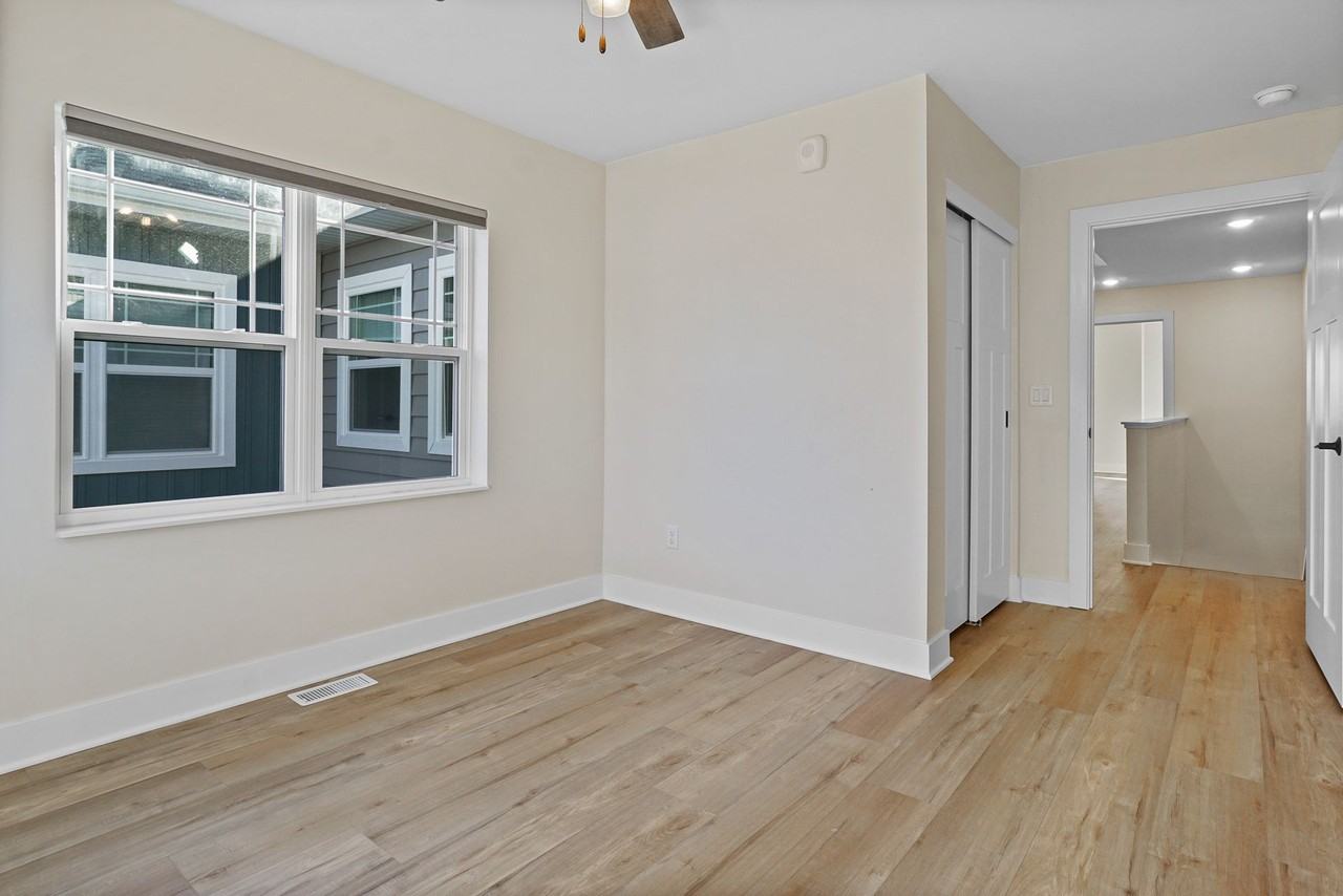 118 Eiche Dr #3 - Photo 7 of 50