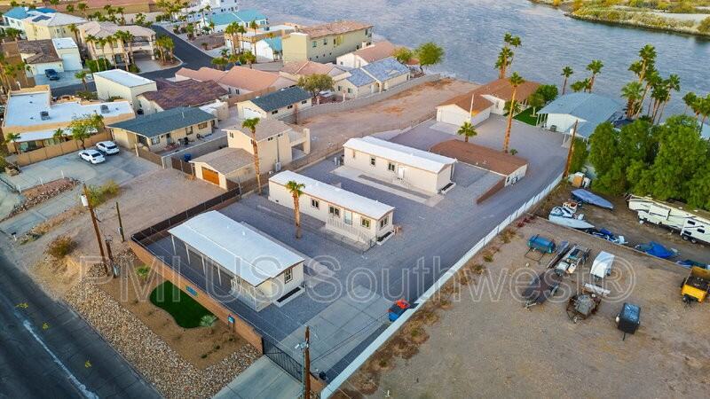 437 Riverfront Dr #2