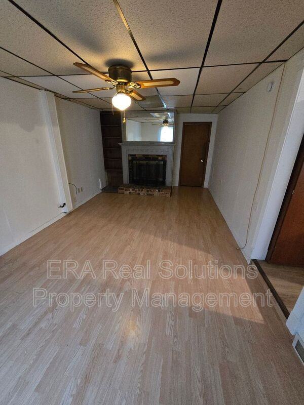 137 Empire Dr - Photo 5 of 20