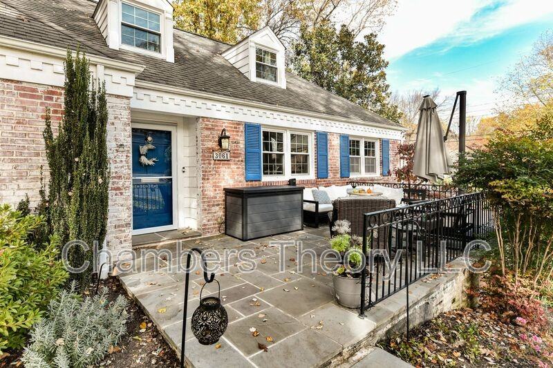 3061 North Oakland Street - Photo 2 of 42