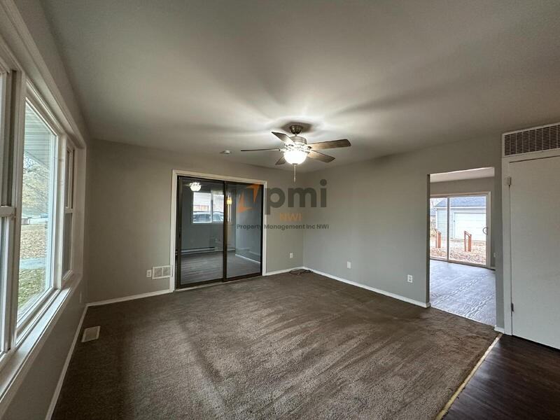 781 Heritage Rd - Photo 5 of 27