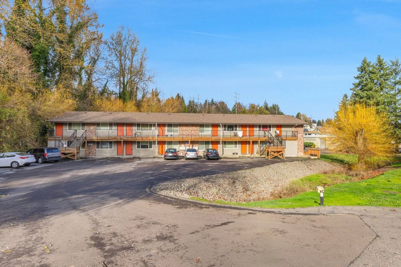 1725 Southwest Multnomah Boulevard #03 - Photo 5 of 18