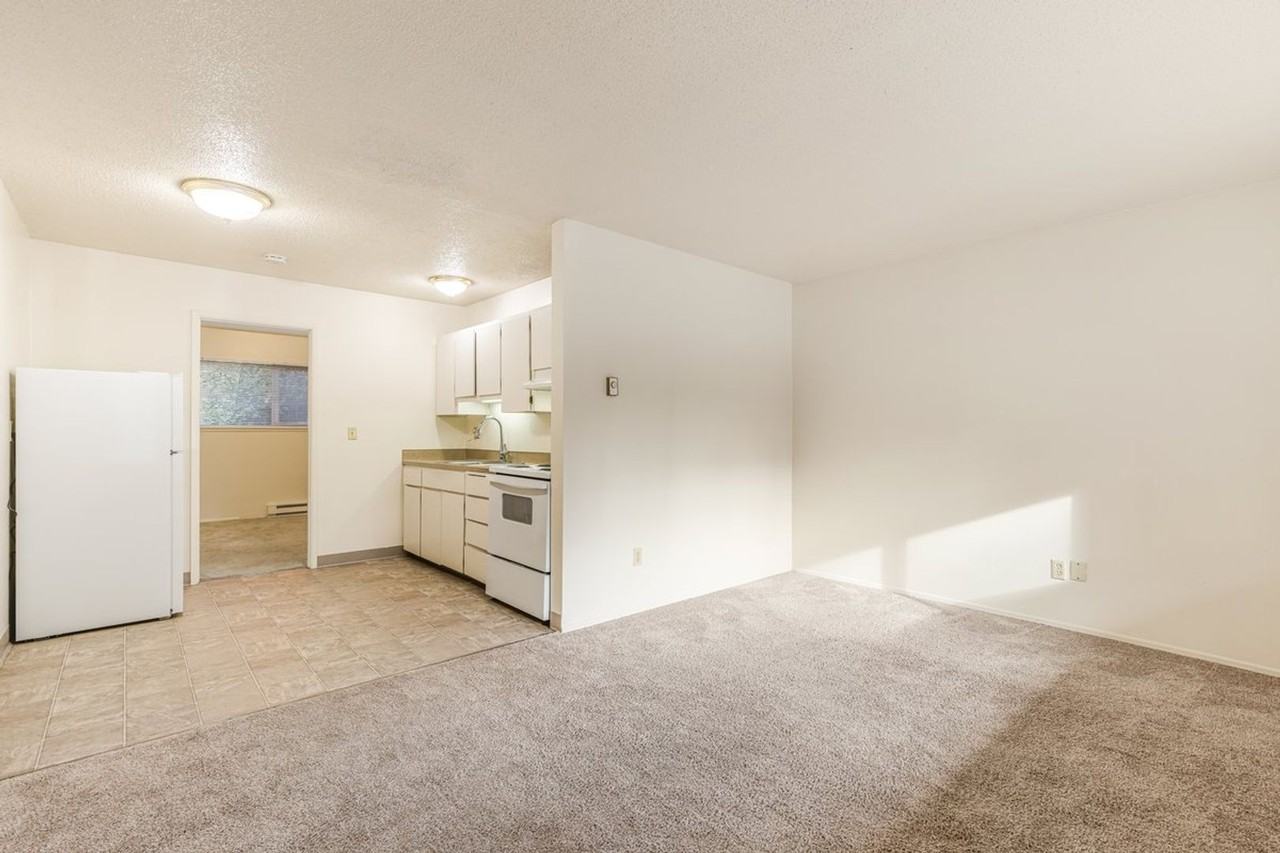 1725 Sw Multnomah Blvd #08 - Photo 7 of 17