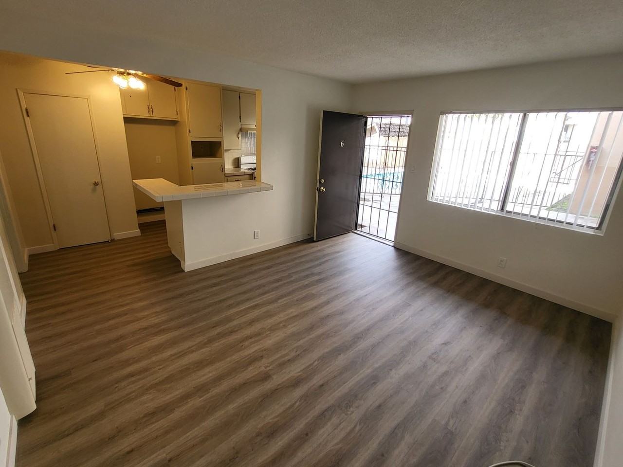 140 E. Spring St. - Photo 3 of 36