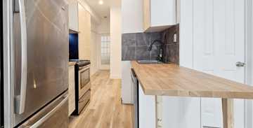 featured image of Av. Coloniale & Rue Roy E ##2