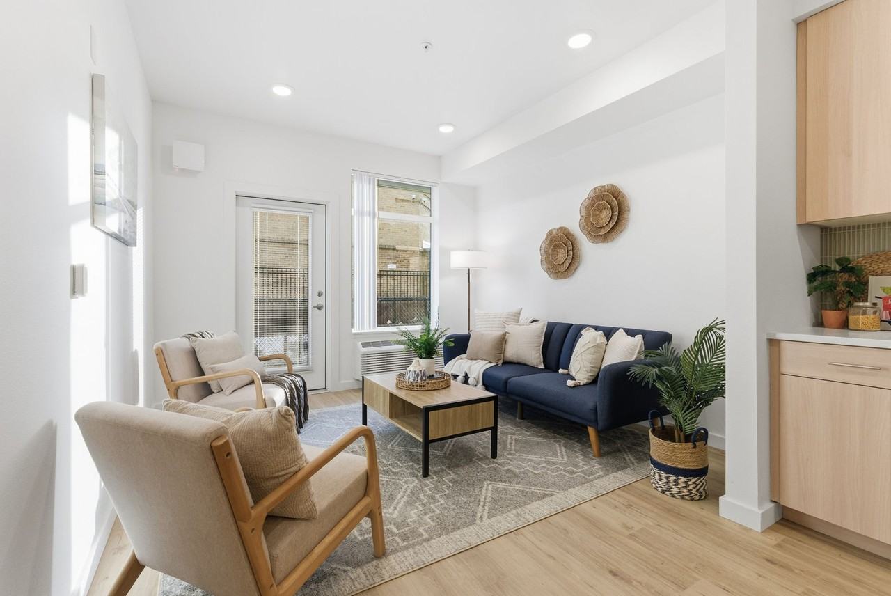 District Lofts at Garland - Photo 3 of 50