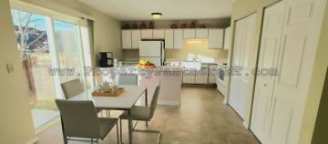 featured image of 305 Prairie Avenue