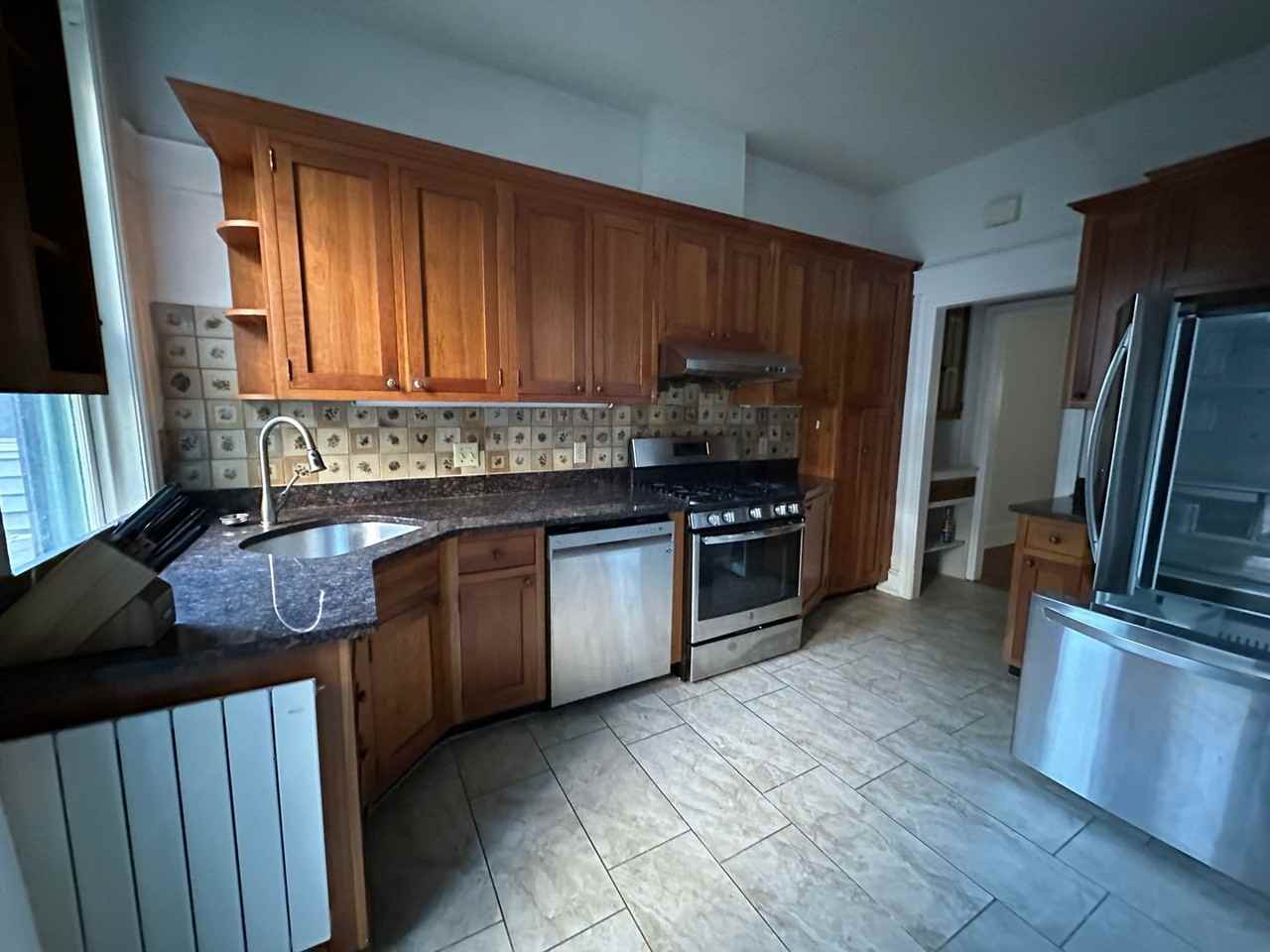 325 N 34th st - Photo 2 of 20