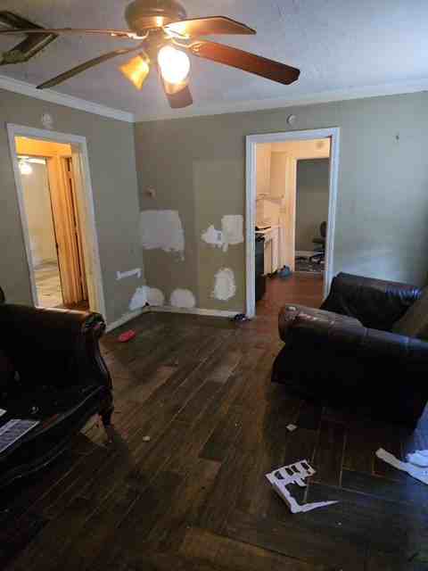 3932 Garland Ave - Photo 3 of 11